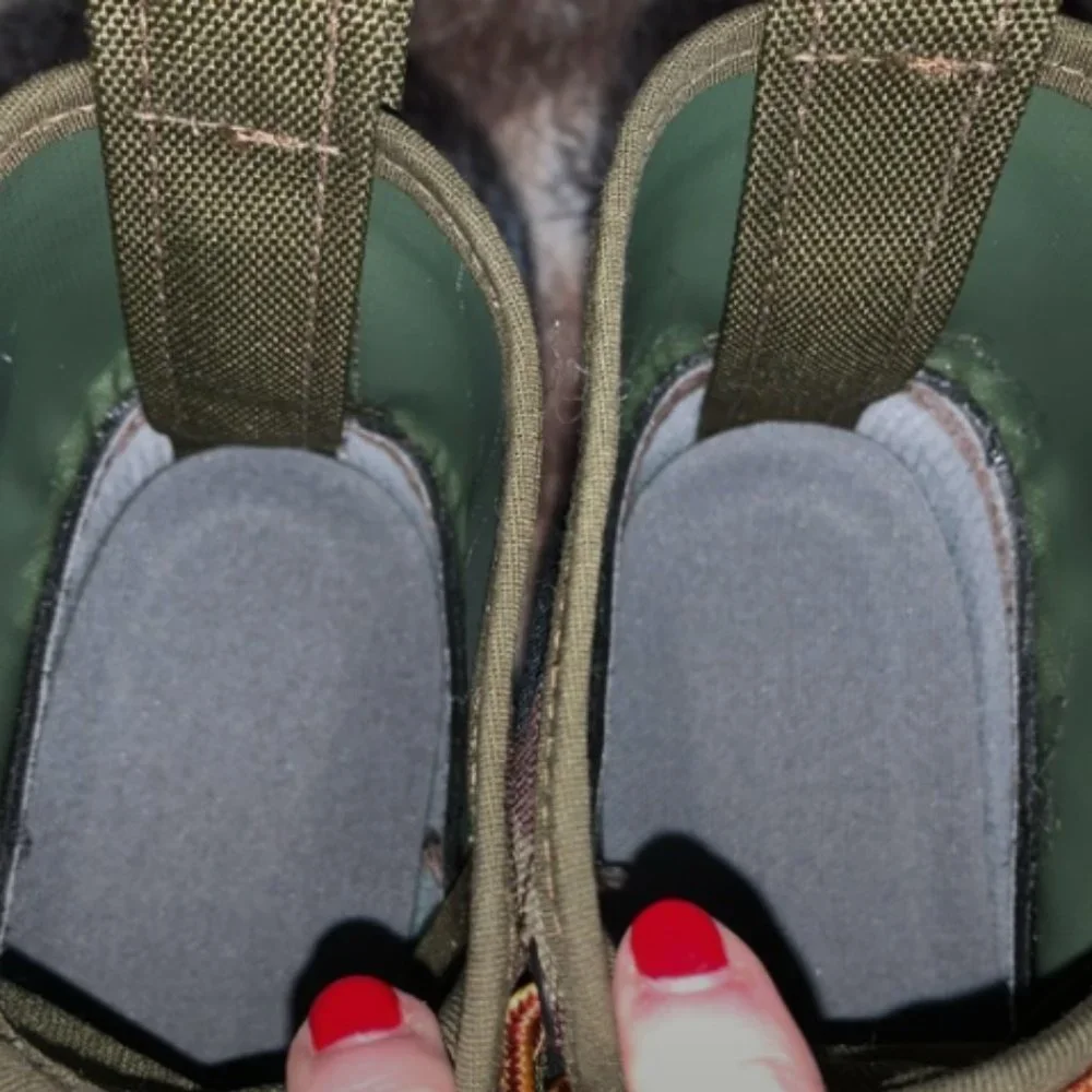 LL Bean Green Camo Quilted Nylon Ankle Boots Slip On Outdoor Hiking 8 - Picture 11 of 13